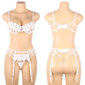 Lingerie sexy femme ronde
