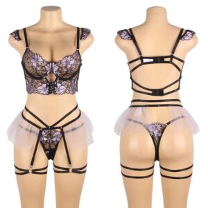 Lingerie sexy femme ronde
